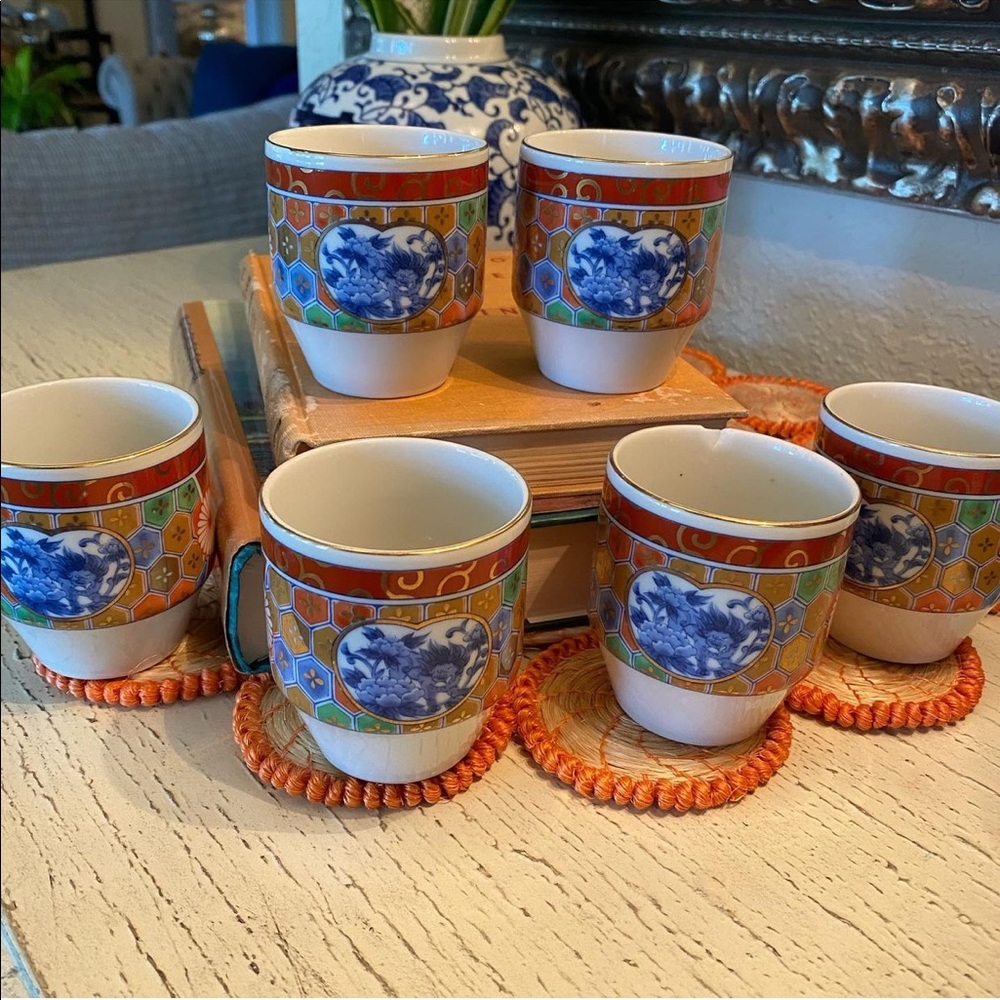 Beautiful Vintage Set of Sake or Tea Cups